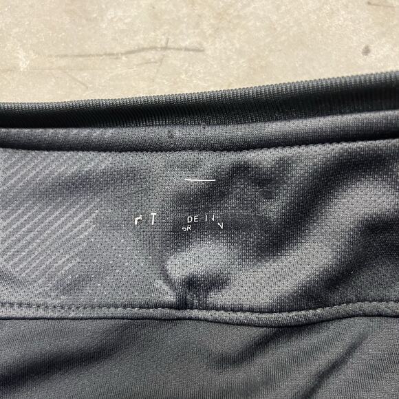 CHELSEA 2017/2018 THIRD FOOTBALL SHIRT NIKE SOCCER JERSEY SIZE SMALL YOUTH Girls - Picture 8 of 8